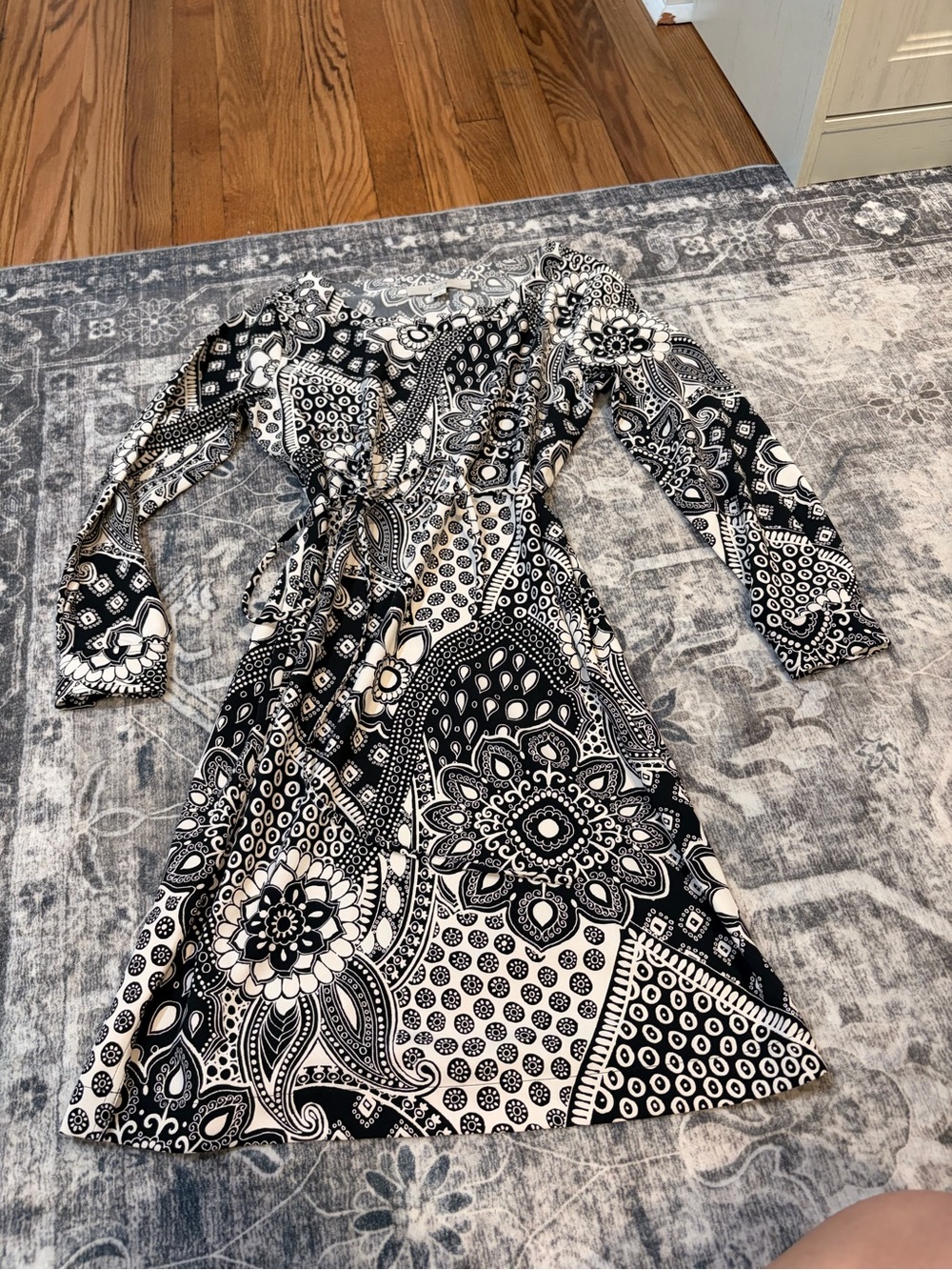 LOFT Black and White Paisley Dress - Long Sleeve
